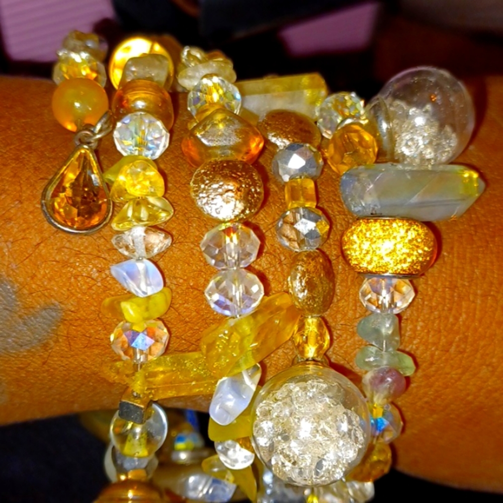 🎉💕 Pretty Bar Shop Yellow Meteorite Bracelet
